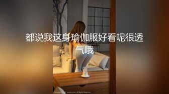 猎奇男儿去阴毛：还有这种服务？美女帮忙去吊毛，话说这小子痛并翘着，整个过程鸡巴都是翘上天的！ (1)